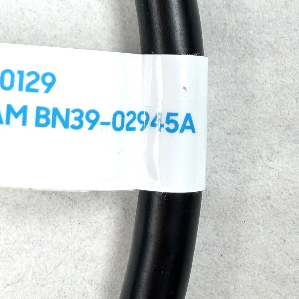 SAMSUNG OEM Replacement One Connect Cable for QN800 Series TVs / BN39-02945A